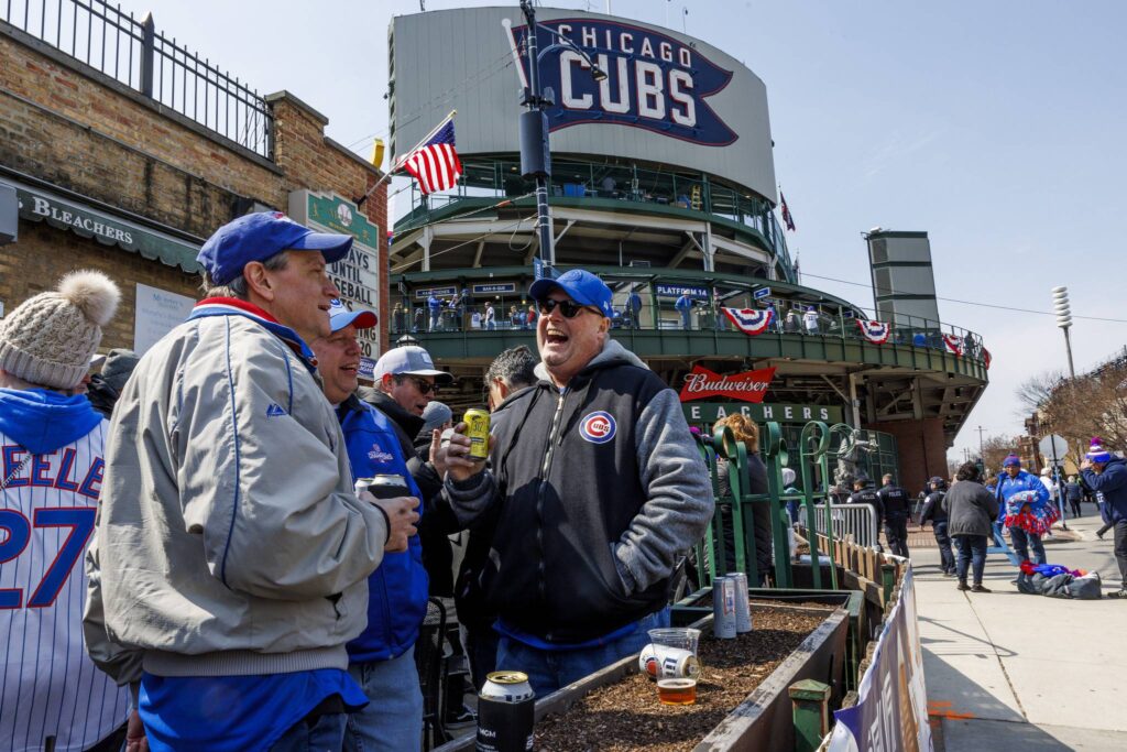 The Ultimate Guide to Wrigley Field Bars